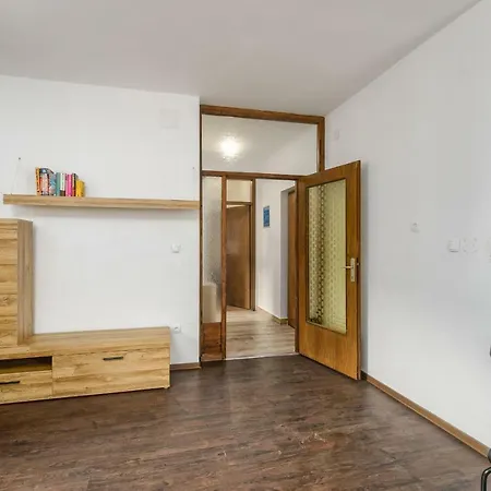 Apartament Pr Segalovih